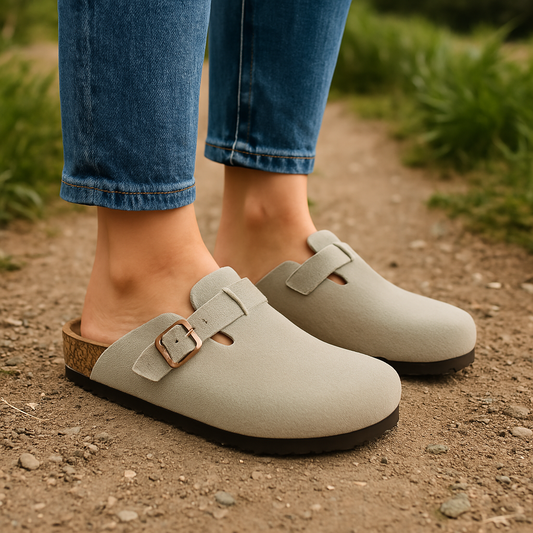 Manhattan Clogs ©